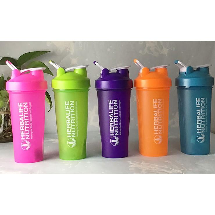 Bình lắc 600ml . nhiều kiểu dáng. Giá tốt nhất