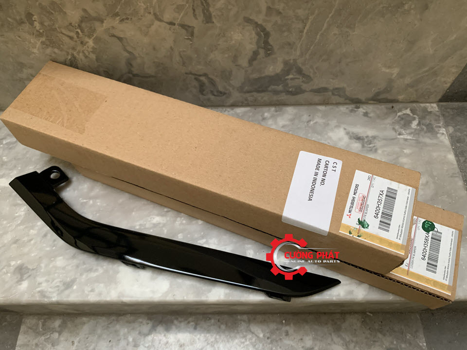 Ốp viền cản trước Mitsubishi Xpander 2018-2021