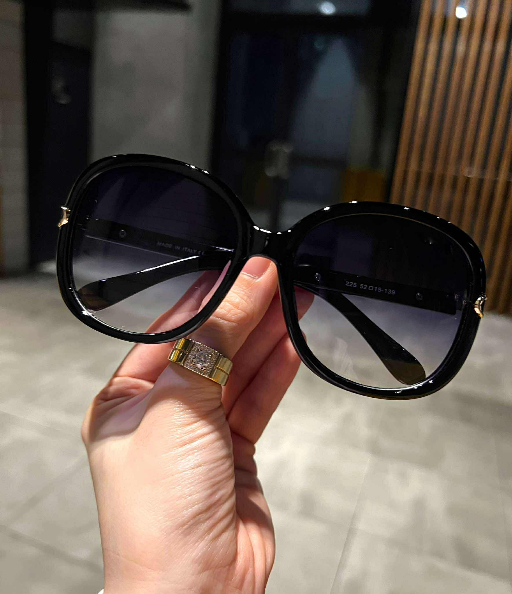 Kính râm, Kính mát thời trang gọng xoắn sành điệu cho nữ + tặng hộp đựng, khăn lau