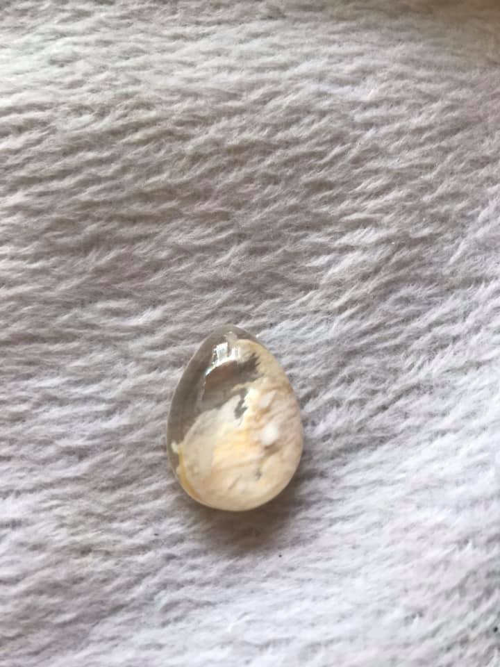 MẶT DÂY CHUYỀN ĐÁ THẠCH ANH ƯU LINH TỰ NHIÊN HÌNH GIỌT NƯỚC MÀU BÔNG TRẮNG VÀNG CAO 23,5MM ĐK 17,5MM