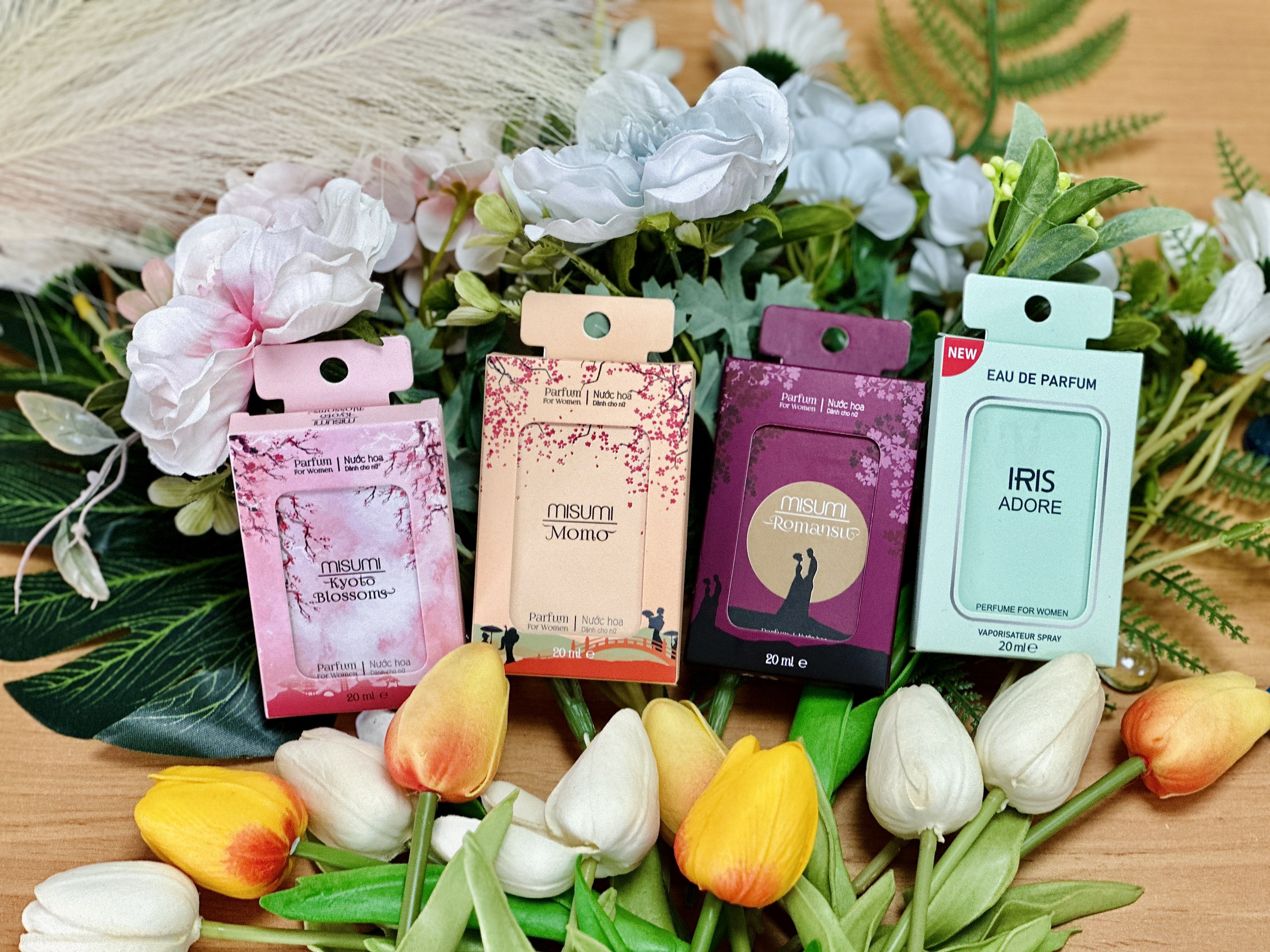 Nước Hoa Nữ Iris Adore 20ml