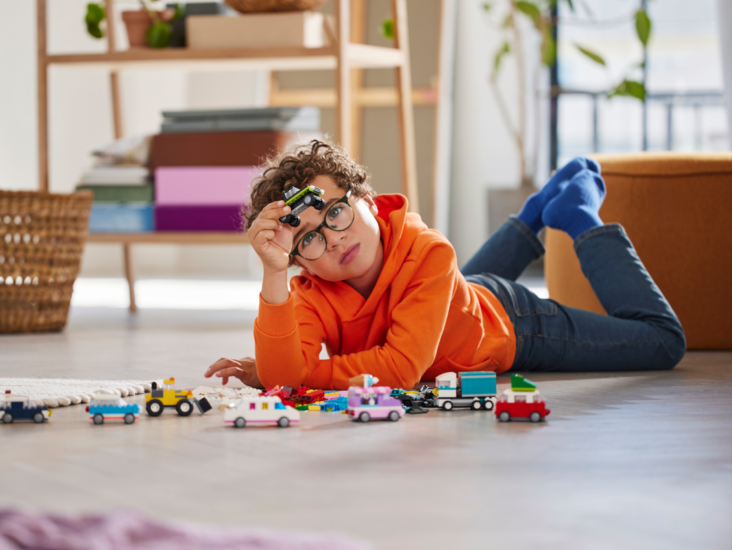 Đồ Chơi Lắp Ráp Bộ Gạch Chi Tiết Chủ Đề Phương Tiện Xe - Creative Vehicles - Lego Classic 11036 (900 Mảnh Ghép)