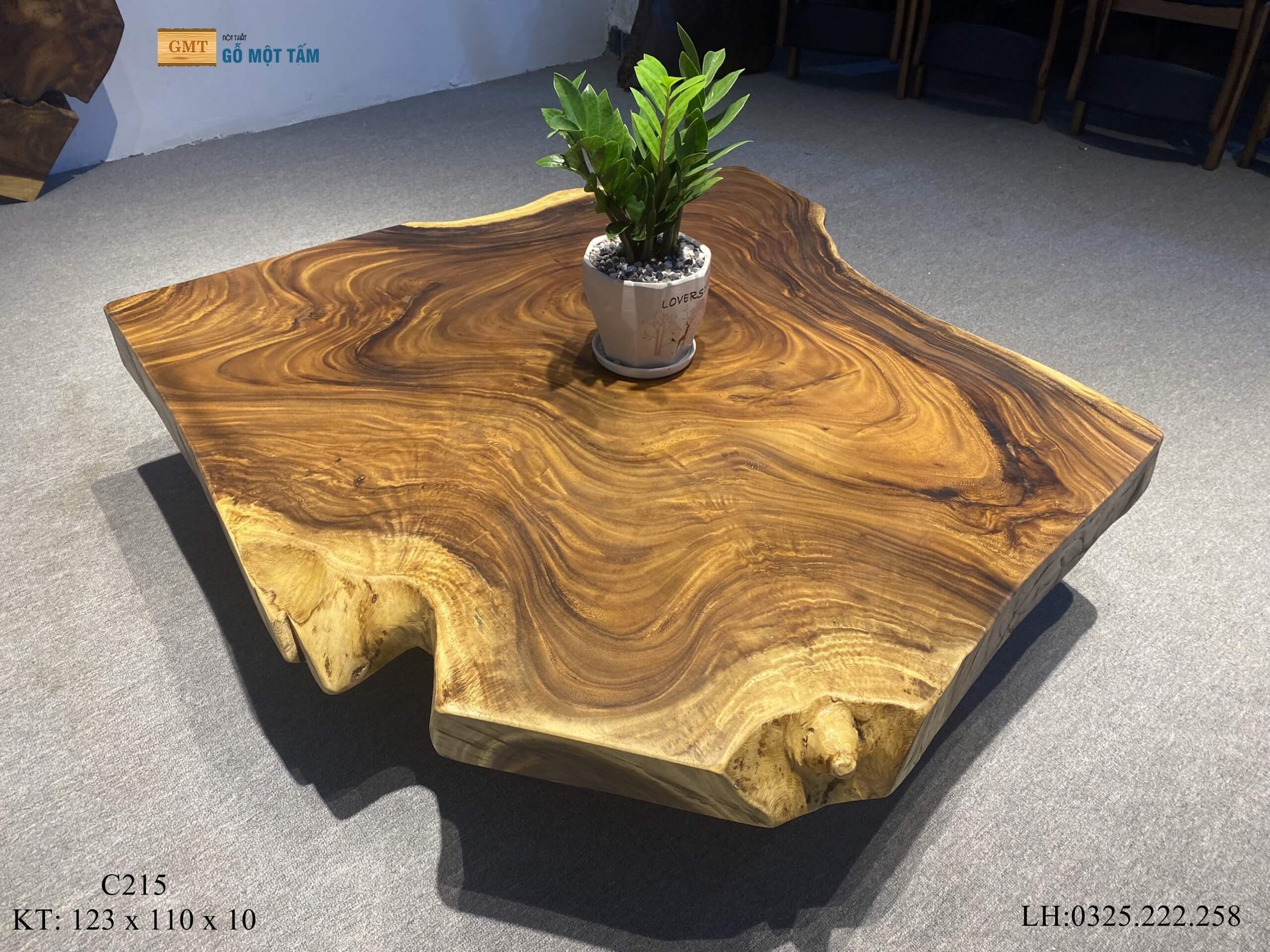 Bàn Sofa Gỗ Me Tây, Bàn Sân Vườn Gỗ Me Tây, Bàn Gỗ Me Tây Nguyên Tấm Dài 1,23m Rộng 1,1m Dày 10cm