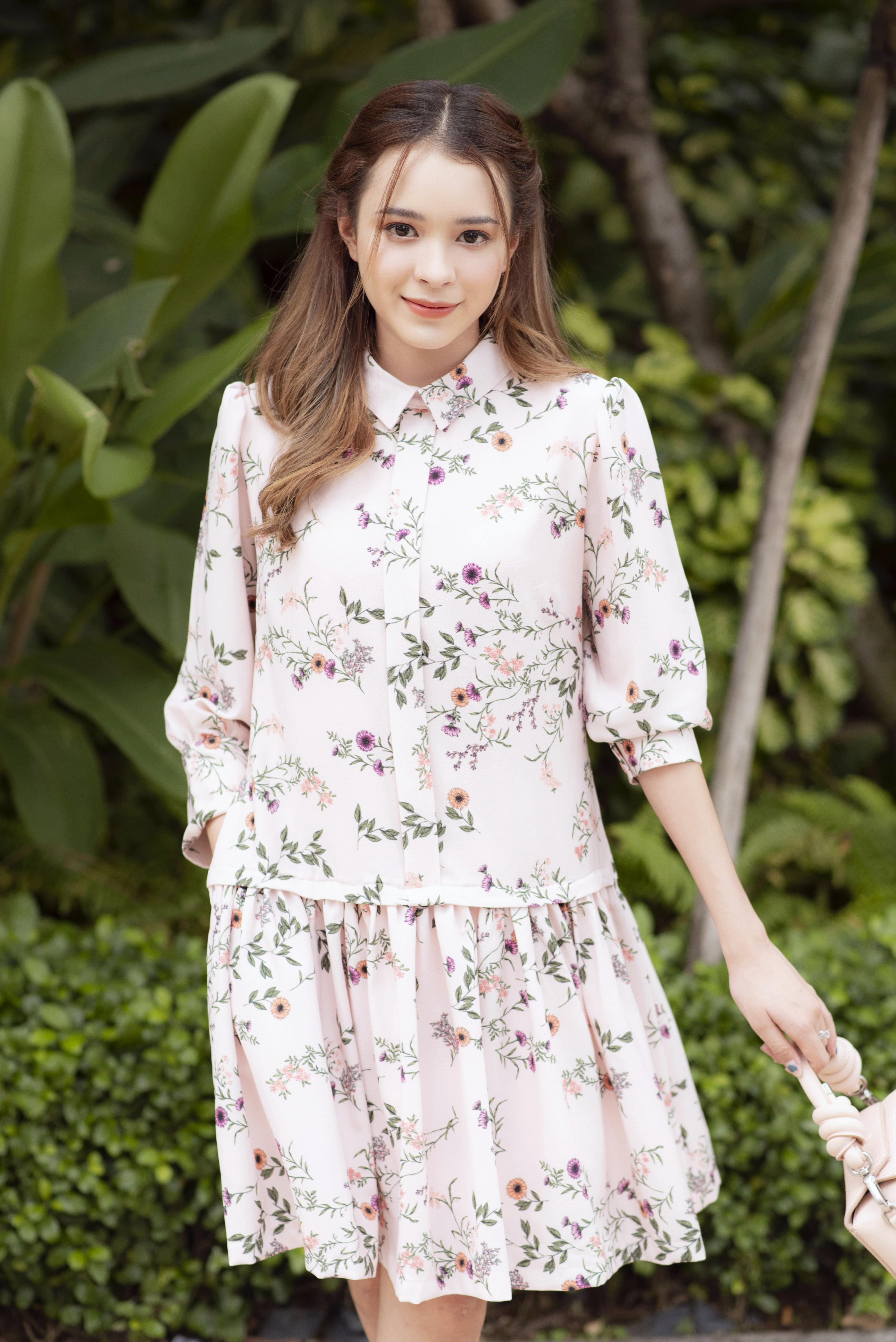 Đầm hồng bèo nhúng