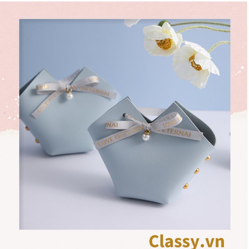 Túi đựng quà tặng hình tứ giác da PU, gắn Ruy băng Classy và đinh tán đựng son môi, nước hoa, kẹo cực sang