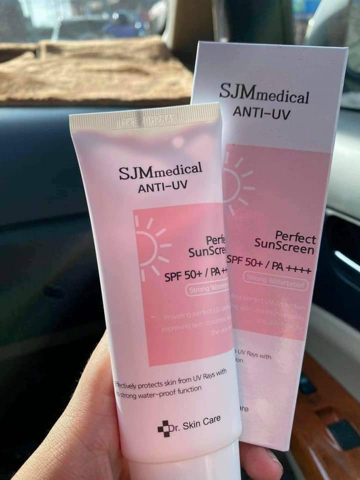 Kem chống nắng chống nước nâng Tone SJM Medial Anti UV Dr Skin Care