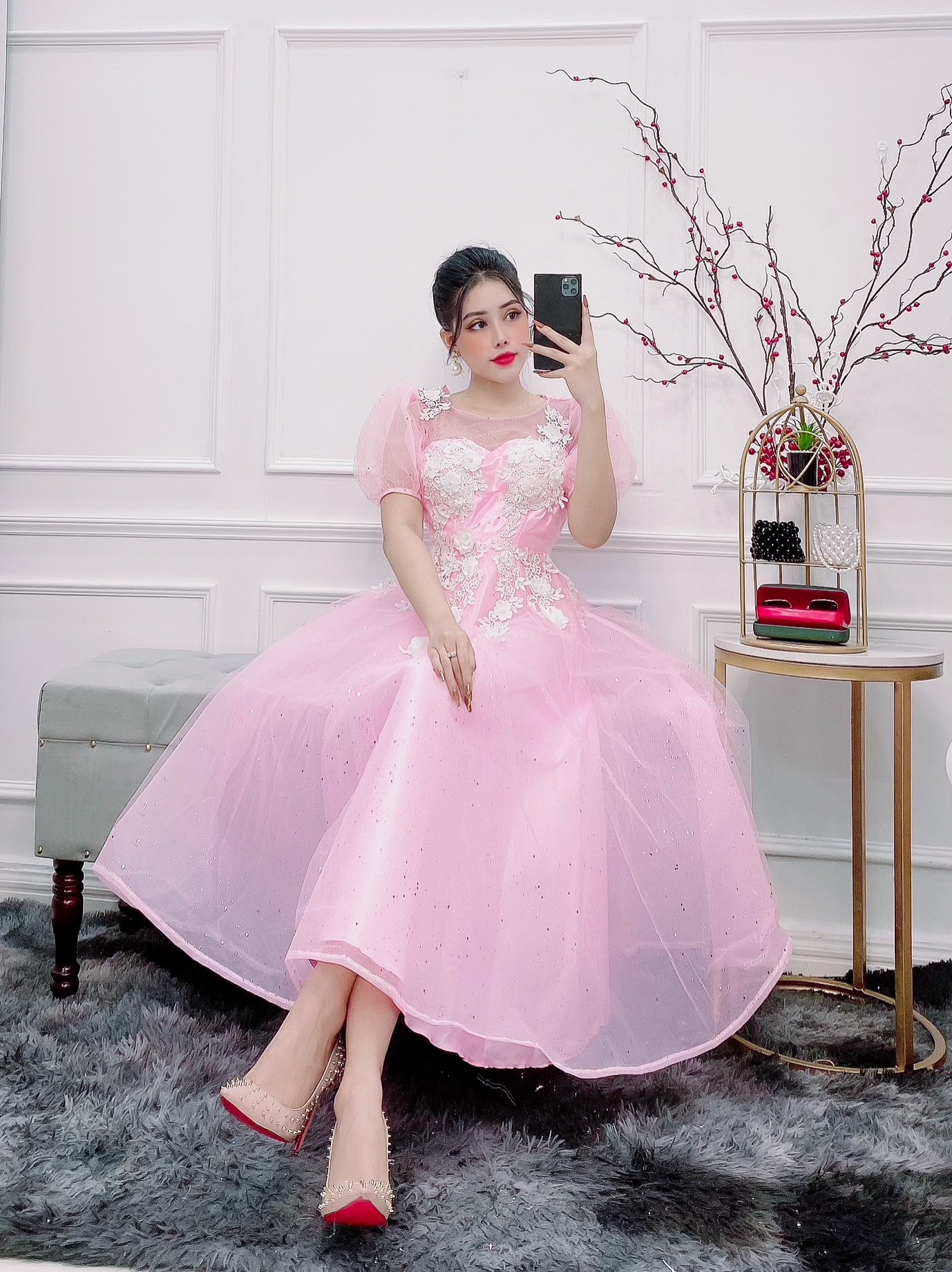 Đầm dự tiệc công chúa phối hoa nổi trắng TRIPBLE T DRESS - size M/L - MS143Y