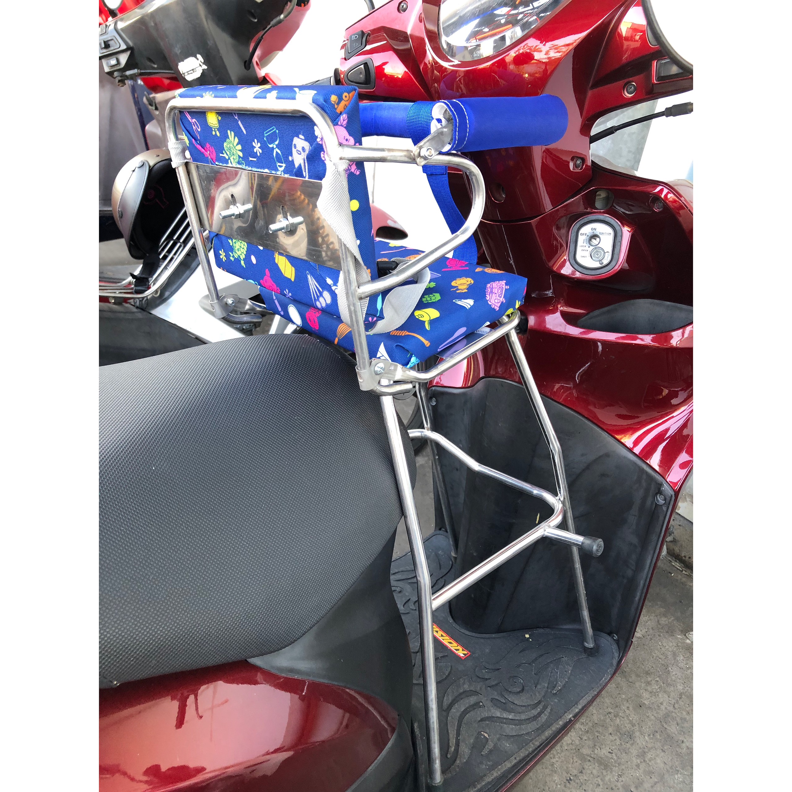 Ghế ngồi xe máy Xe Ga, Yên Nệm, Không Tựa,Có tựa,Có Vòng,Có Gác Chân,An Toàn , GHẾ GA GẬP INOX CHO BÉ
