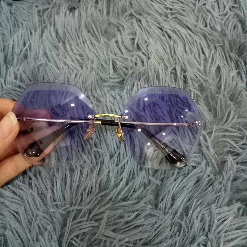 Kính lục giác hình ốc chống tia UV hồng