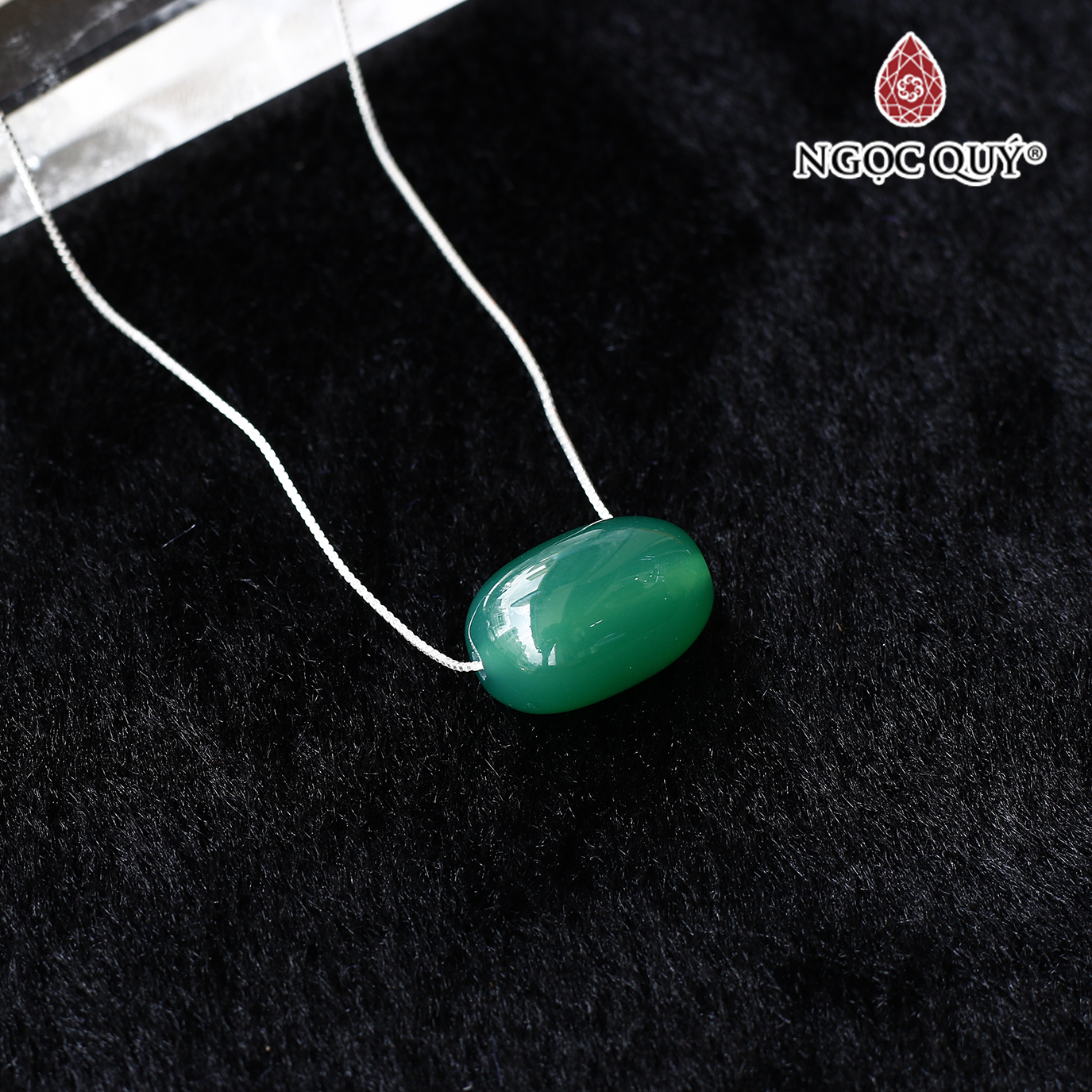 Mặt dây chuyền lu thống đá mã não xanh tặng dây bạc - Ngọc Qúy Gemstones