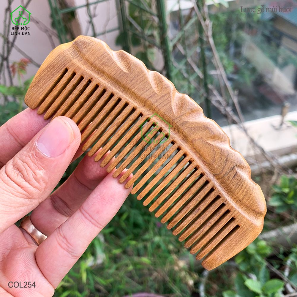 Lược gỗ thơm hình múi bưởi (Size: S - 13cm) chải tóc thư giãn hằng ngày (COL254)
