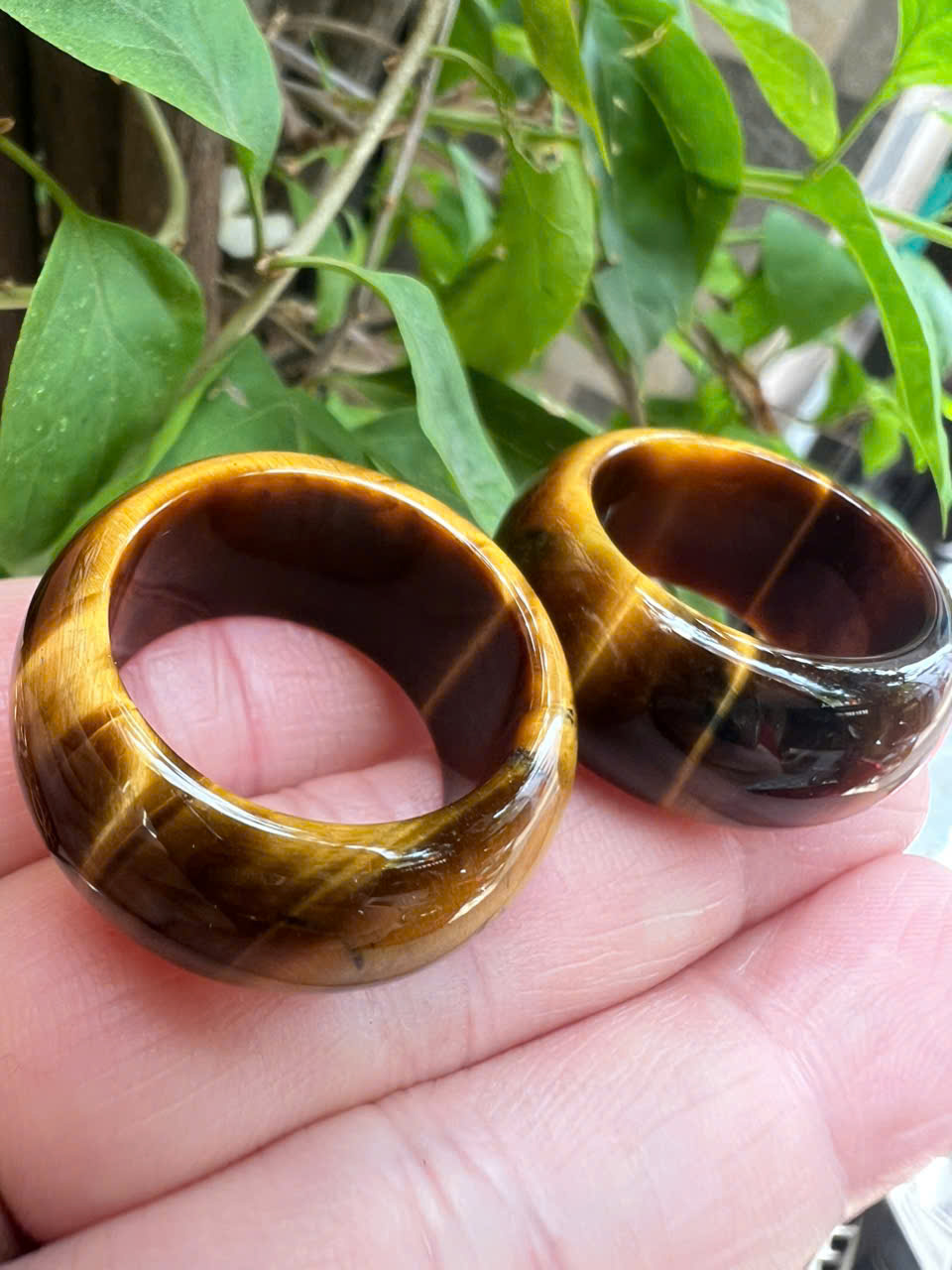 Nhẫn Nam Đá Mắt Hổ Vàng Nâu Tiger Eyes Tự Nhiên đậm bóng đẹp mới Ni 19mm Cao 12mm dầy 4mm nam mệnh Kim mệnh Thổ mệnh Thủy đeo ni 19mm rẻ đẹp ạ