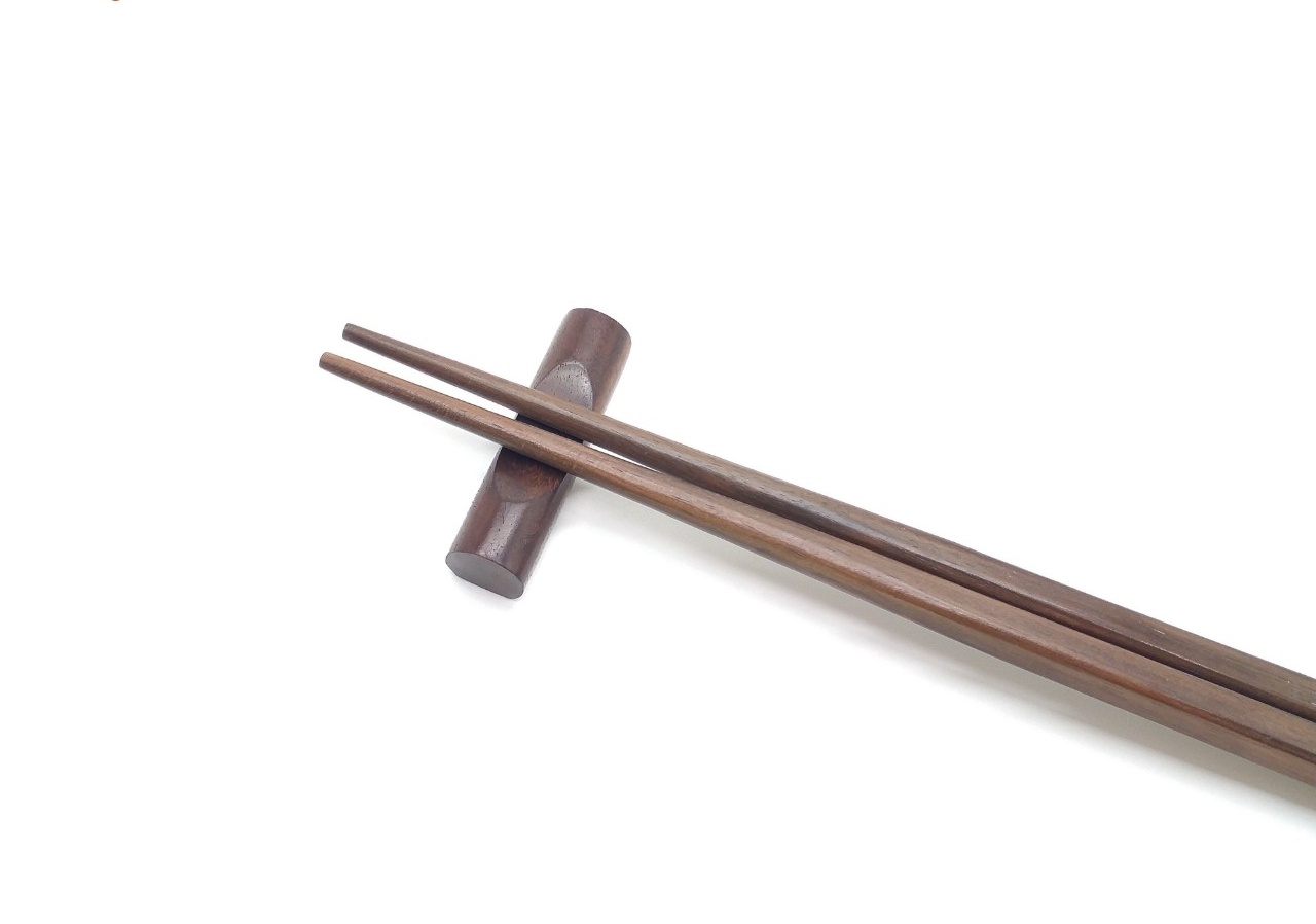 Đũa gỗ Mun Hoa vuông khảm trai 23,5cm-Bộ 5 đôi
