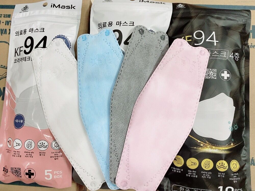 Thùng 300 chiếc khẩu trang KF94 Duy Khánh chống bụi mịn và kháng khuẩn theo công nghệ Hàn Quốc đầy đủ màu