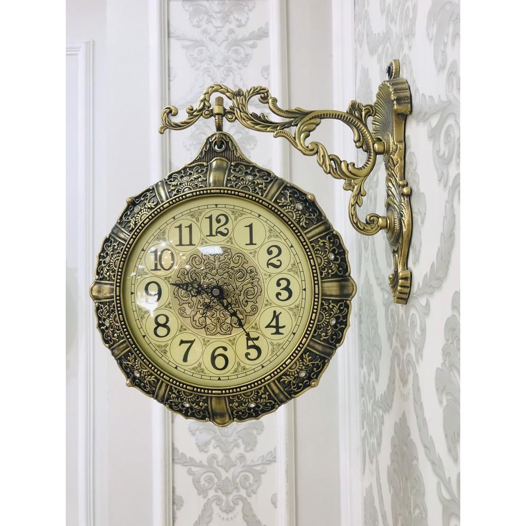 Đồng hồ treo tường 2 mặt tân cổ điển DHTT19 - Chất liệu hợp kim mạ đồng sang trọng.