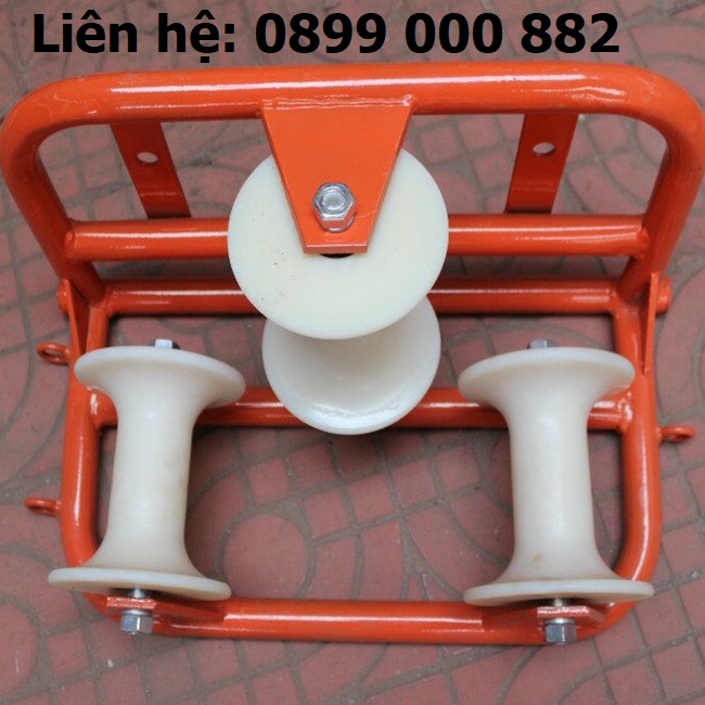 Puly kéo cáp đi cua góc bánh nhựa