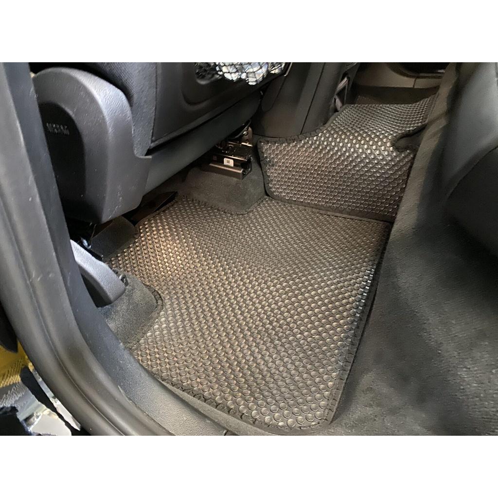 Thảm lót sàn ô tô KATA cho xe BMW X3 - Khít với sàn xe, Chống trơn, Không mùi, Không ẩm mốc