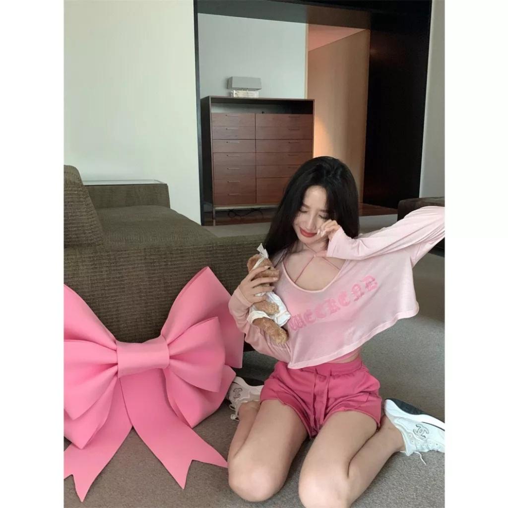 Bộ 3 Món Nữ Áo Croptop Dài Tay WEEKEND Kèm Áo Bra Mút Ngực Quần Đùi