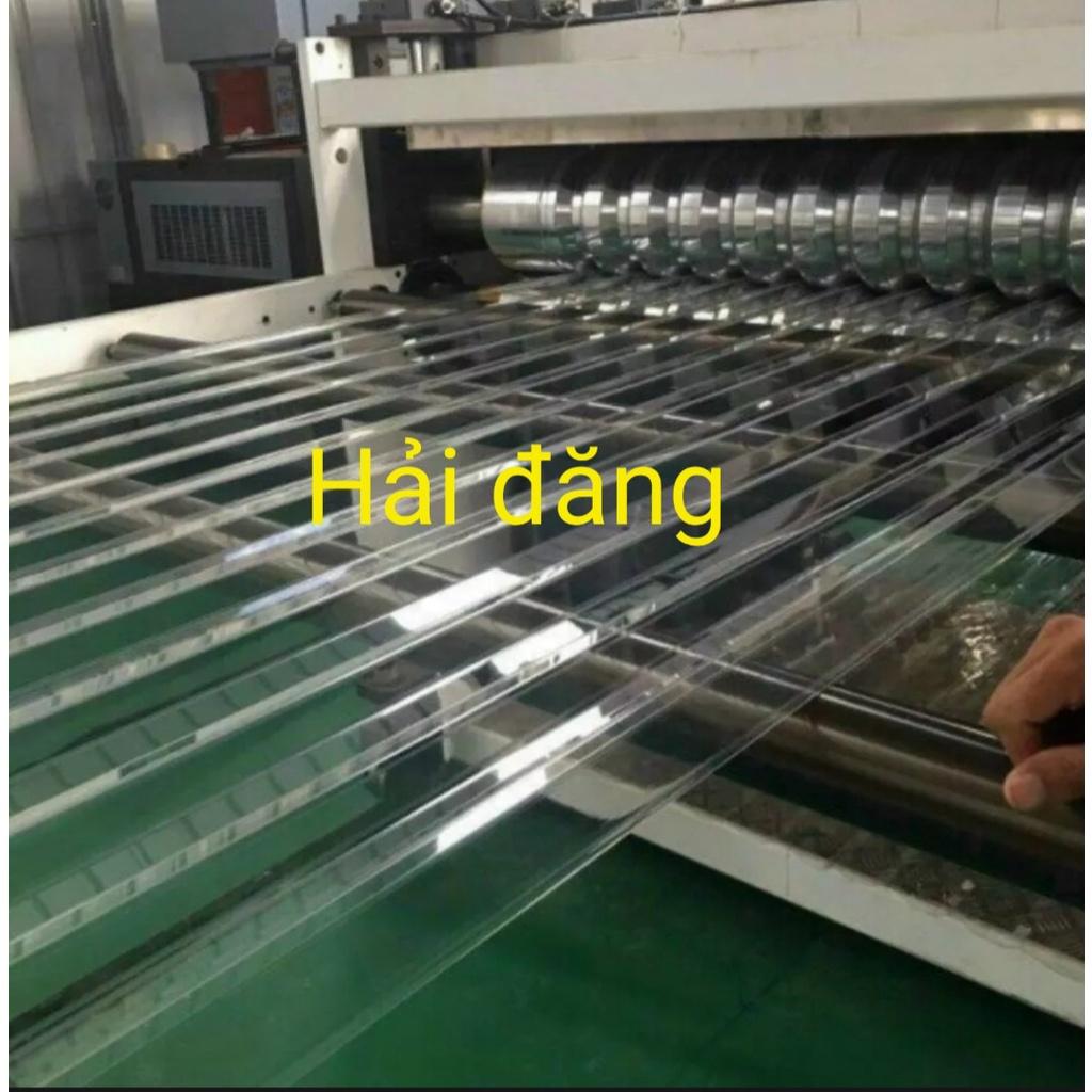 Tôn nhựa lấy sáng poly màu TRẮNG TRONG SUỐT loại bền đẹp