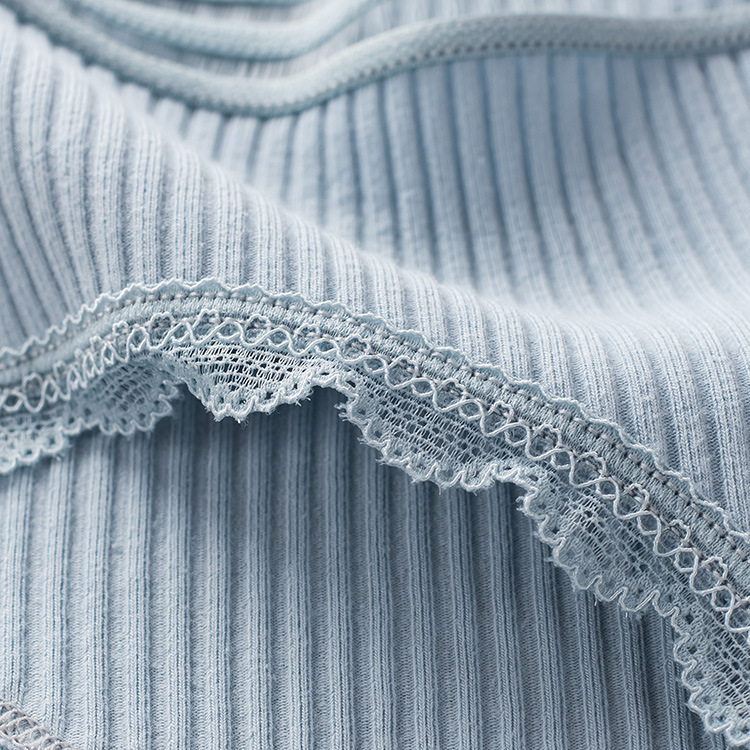 Quần cotton tăm màu trơn viền ren ôm mông cạp viền 3 sọc lưới