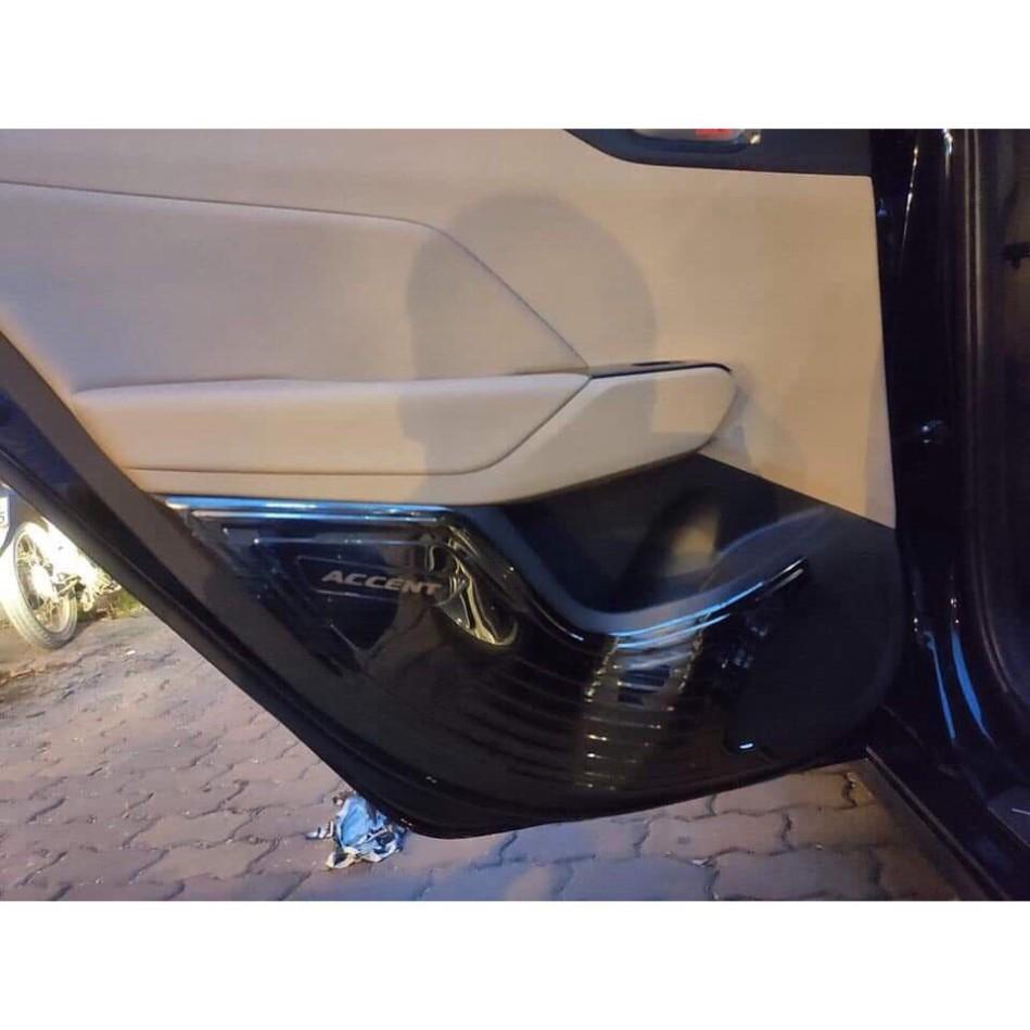 Ốp Tapli titan Cửa dành cho xe Hyundai Accent 2018 2019 2020 2021 tặng kèm thêm keo 3.M