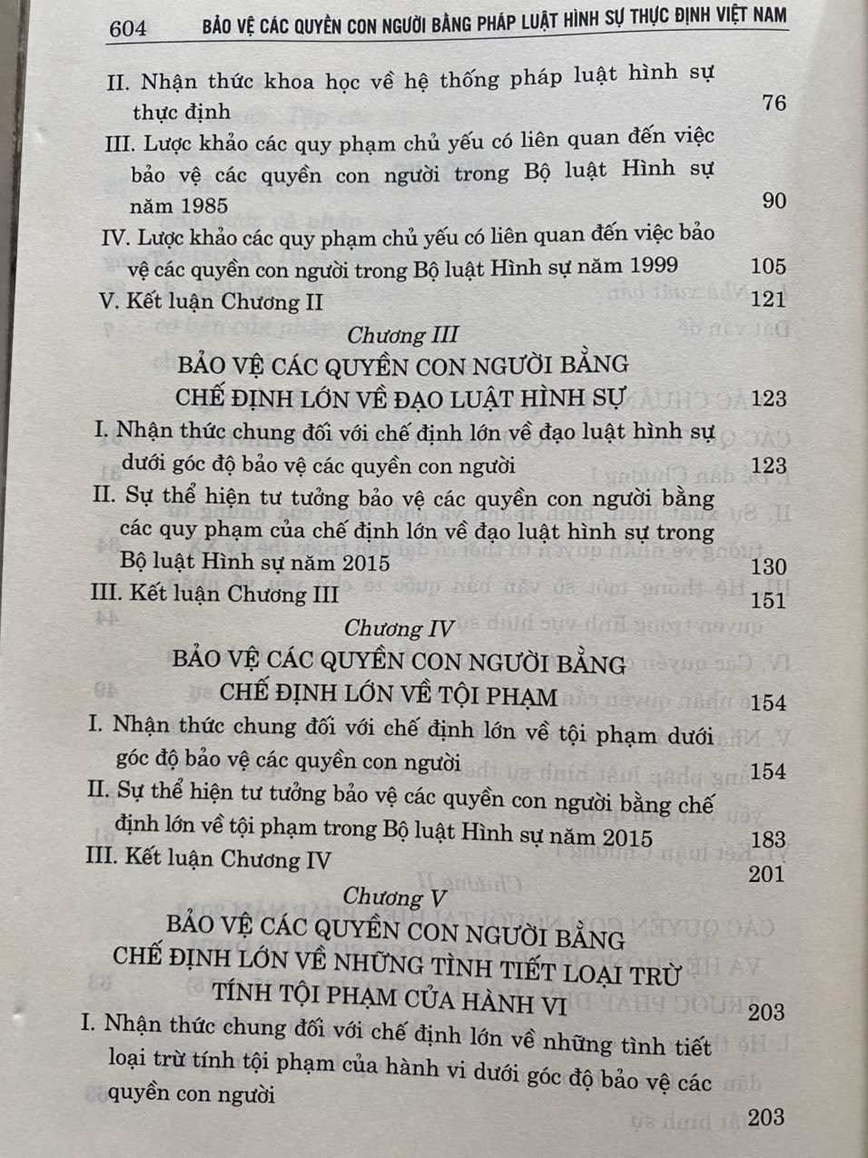 Bảo vệ các quyền con người bằng pháp luật hình sự thực định Việt Nam