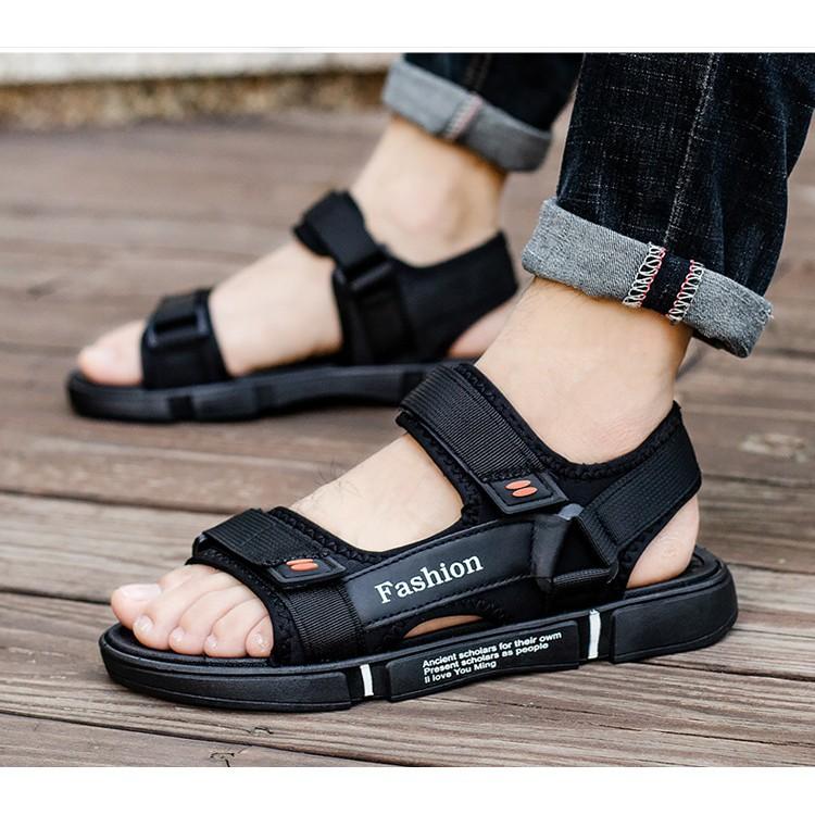 Dép sandal nam Fashion quai ngang thoáng khí êm chân phù hợp mọi lứa tuổi( Màu Đen)