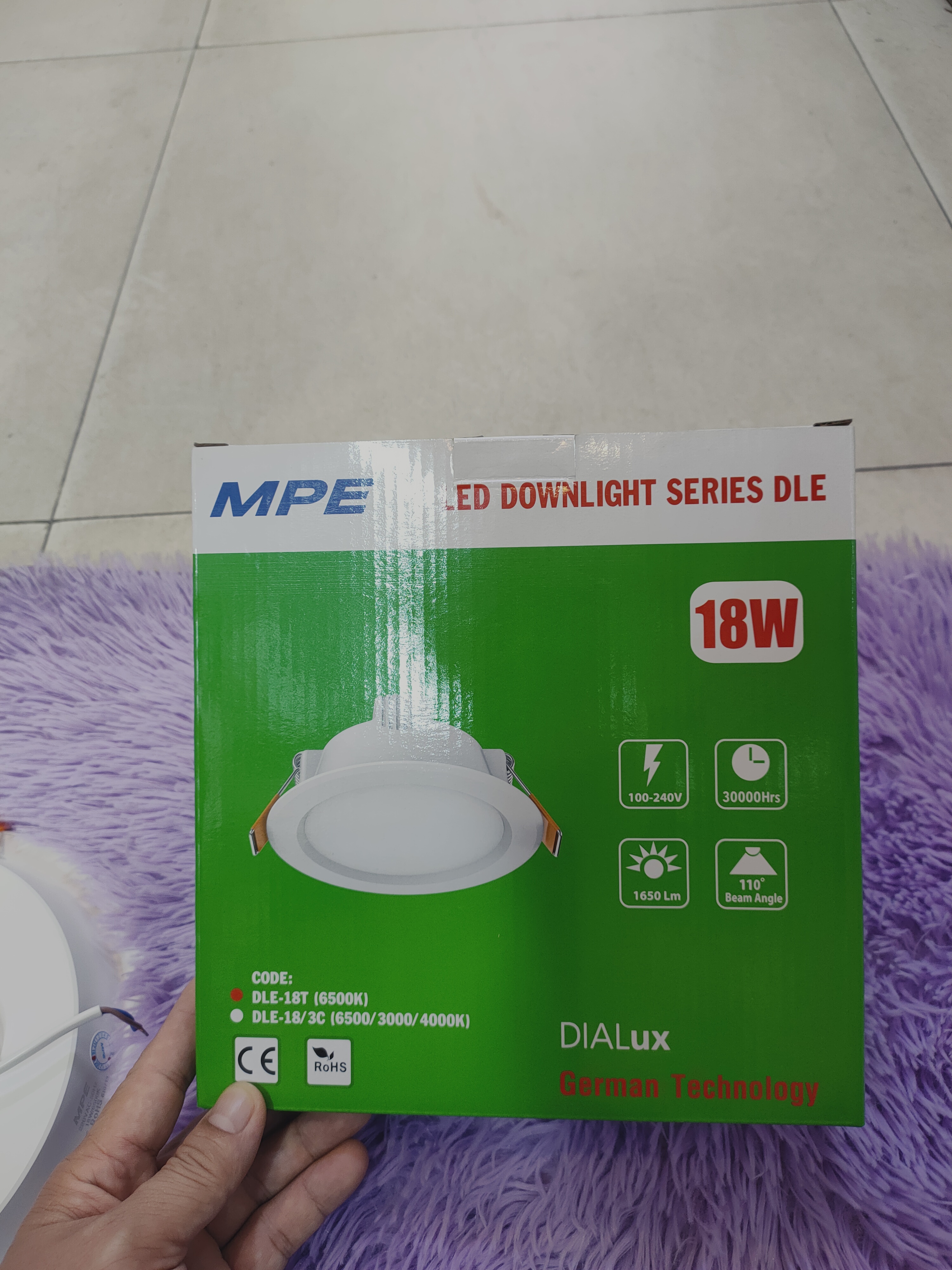 Đèn âm trần MPE d200-18w