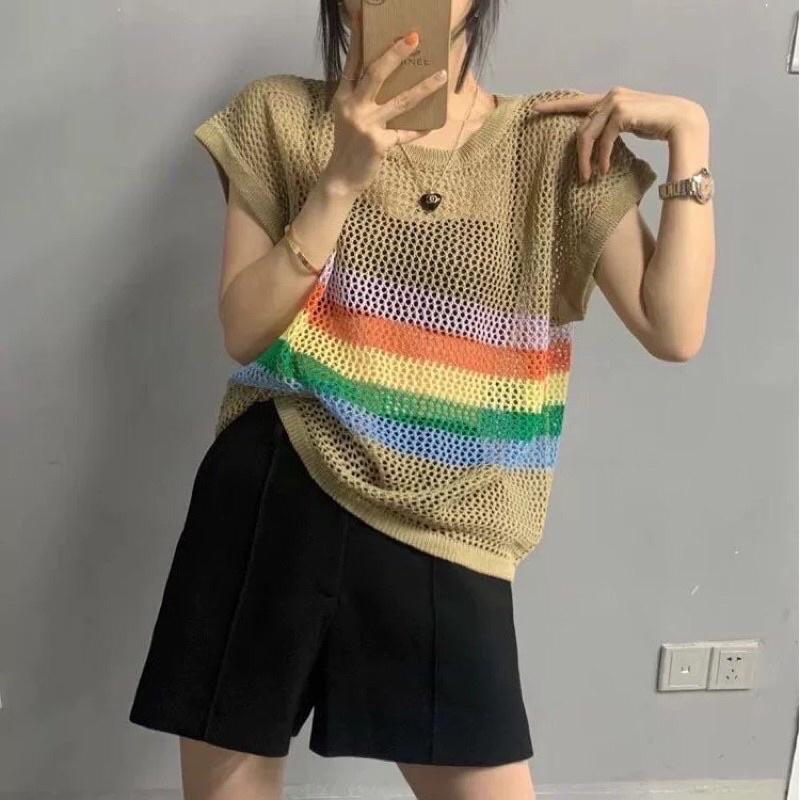 Áo len lưới nữ cộc tay cổ tròn họa tiết cầu vồng