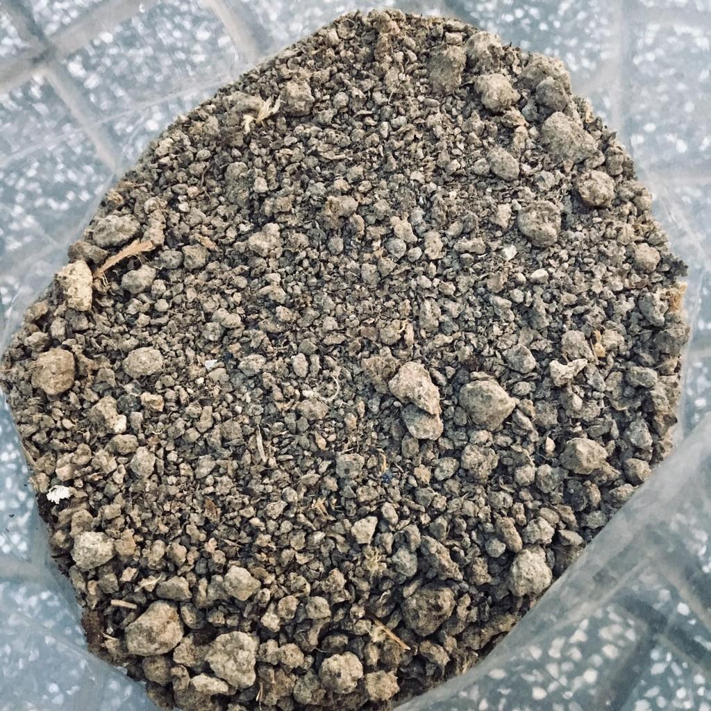 1KG PHÂN GÀ KHÔ NHẬT BẢN ĐÃ QUA XỬ LÝ - SẢN PHẨM Y HÌNH