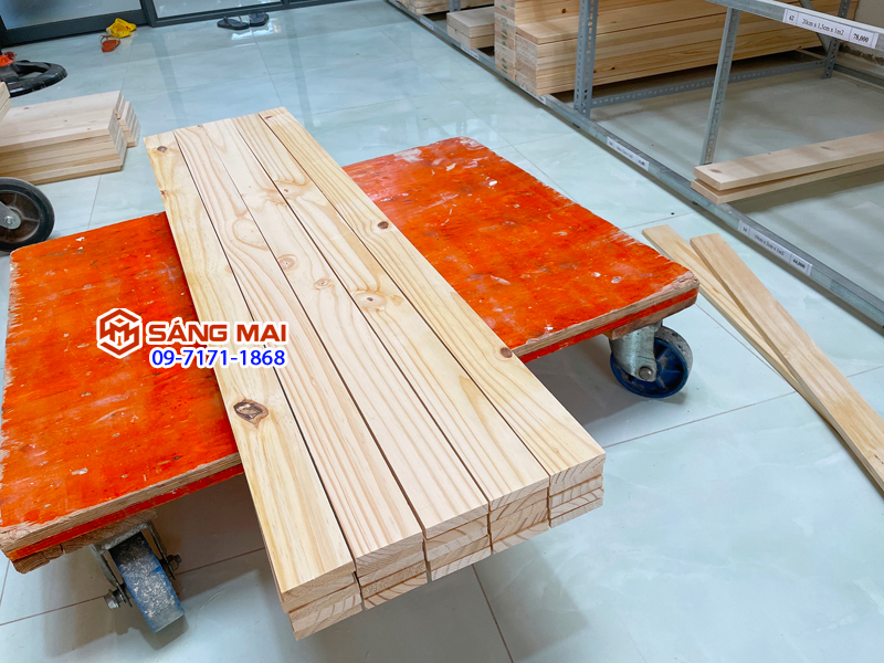 Thanh gỗ thông mặt rộng 6cm x dày 1cm x dài 120cm + láng mịn 4 mặt