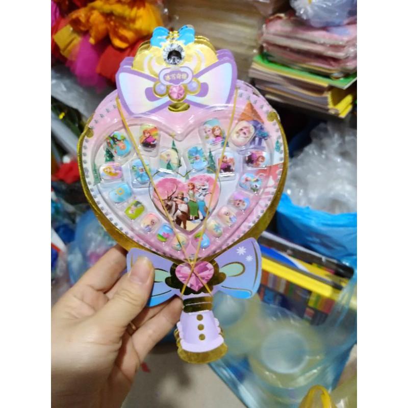 Dán mong tay giả dành cho các bé