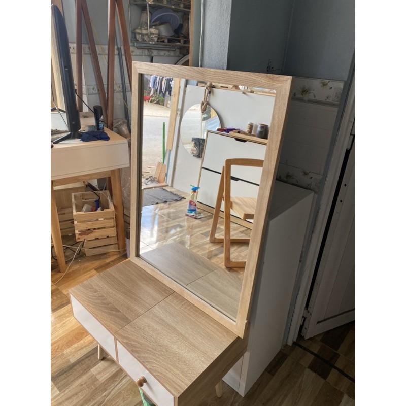 Gương hình chữ Nhật Viền sồi 40*60cm .
