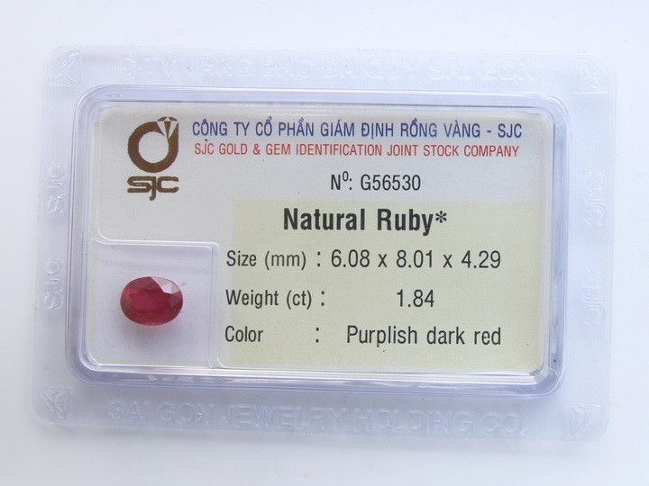 Viên Đá Phong Thủy Tự Nhiên Ruby Hồng Ngọc Trang Sức Nam Nữ