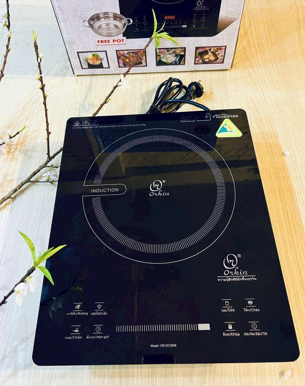 Bếp điện từ đơn Thái Lan OR-DC3508 công suất 3000W Inverter tặng Nồi lẩu Inox 30cm - Hàng chính hãng