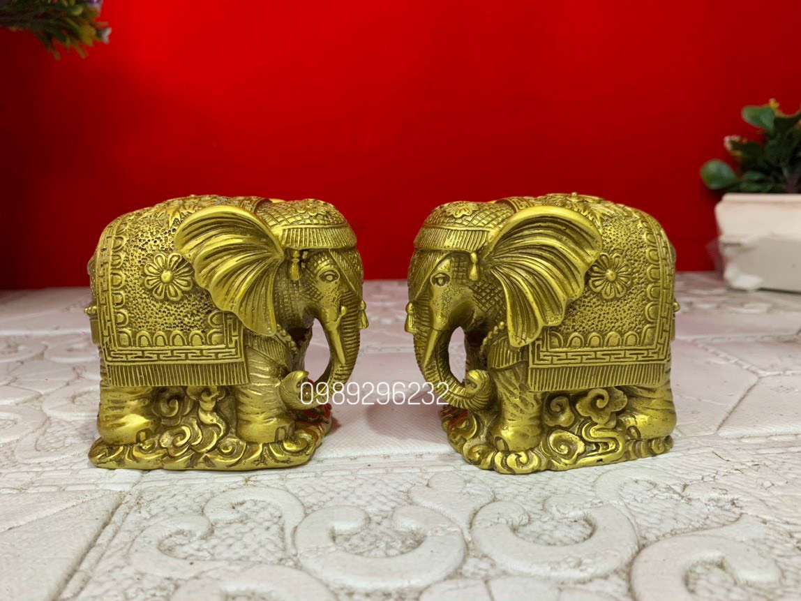 Đôi tượng Voi gấm hoa phong thuỷ bằng đồng cỡ nhỏ