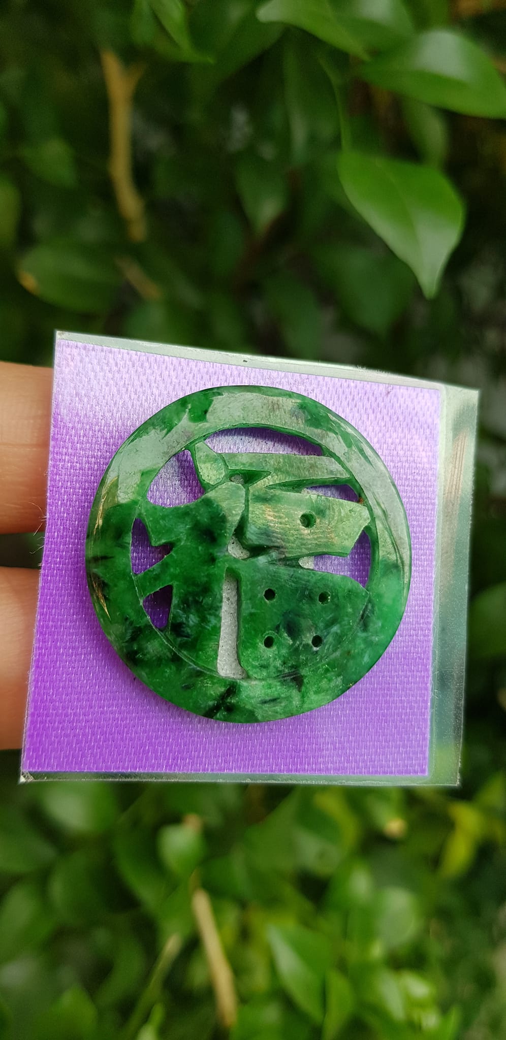Mặt dây chuyền Chữ Phúc hay Chữ Phước Chất liệu đá cẩm thạch tự nhiên Size đk 31mm x dầy 2mm Anh Chị bọc Vàng lên đeo với dây chuyền của mình vừa đẹp vừa tốt mang chữ Phúc luôn bên mình ý nghĩa phúc đức ạ