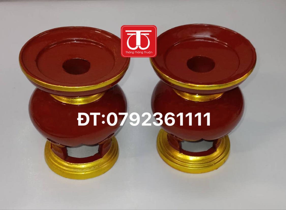 ĐÔI ĐẾ GỖ SƠN SON THẾP VÀNG CAO 13CM ĐK10CM VÀ 15CM ĐK 12CM.
