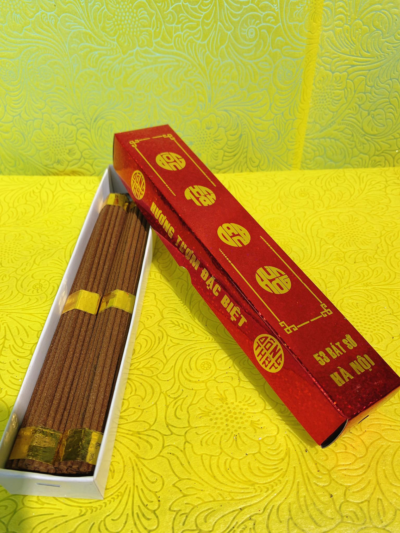Hương nén không tăm hộp đỏ 35 - Đông Thành