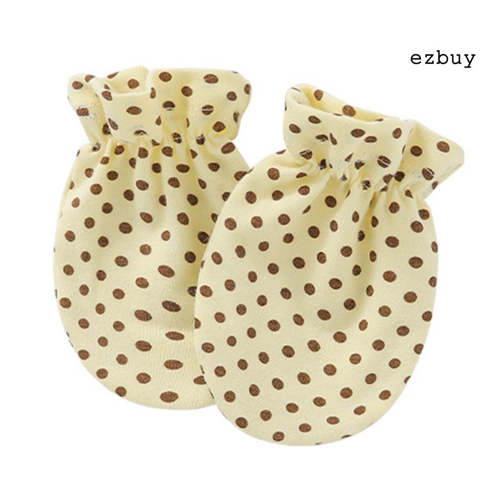 1 đôi găng tay cotton chống trầy xước bảo vệ mặt thân thiện với môi trường in họa tiết dễ thương cho bé sơ sinh