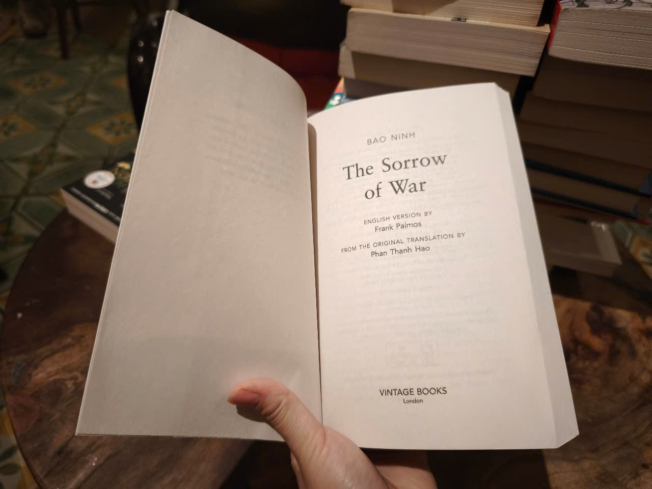 Sách - The Sorrow of War by Bảo Ninh - Fiction / War / Historical Fiction in English