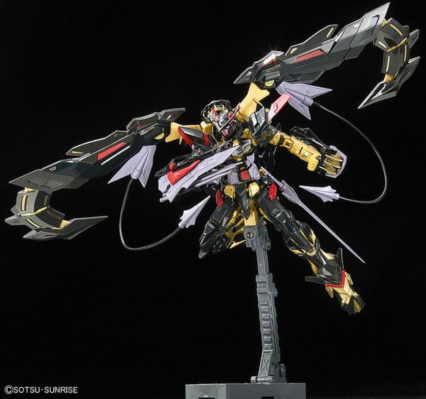 Mô Hình Lắp Ráp MBF-P01-RE2AMATU GUNDAM ASTRAY GOLD FRAME AMATSU MINA - RG - 1/144 - MÔ HÌNH GUNDAM CHÍNH HÃNG