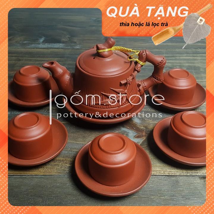 Ấm trà tử sa Bát Tràng đắp nổi dáng trúc đỏ