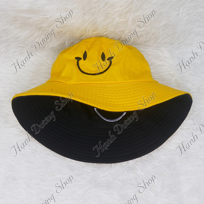 Mũ bucket tai bèo 2 mặt thêu mặt cười mang đến phong cách vui vẻ mới - Hạnh Dương