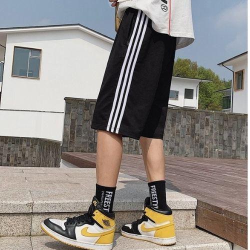 Quần Short Đùi 3 Sọc unisex TILAA FASHION thể thao basic nam nữ oversize phong cách đường phố Hàn Quốc Ulzzang QS005