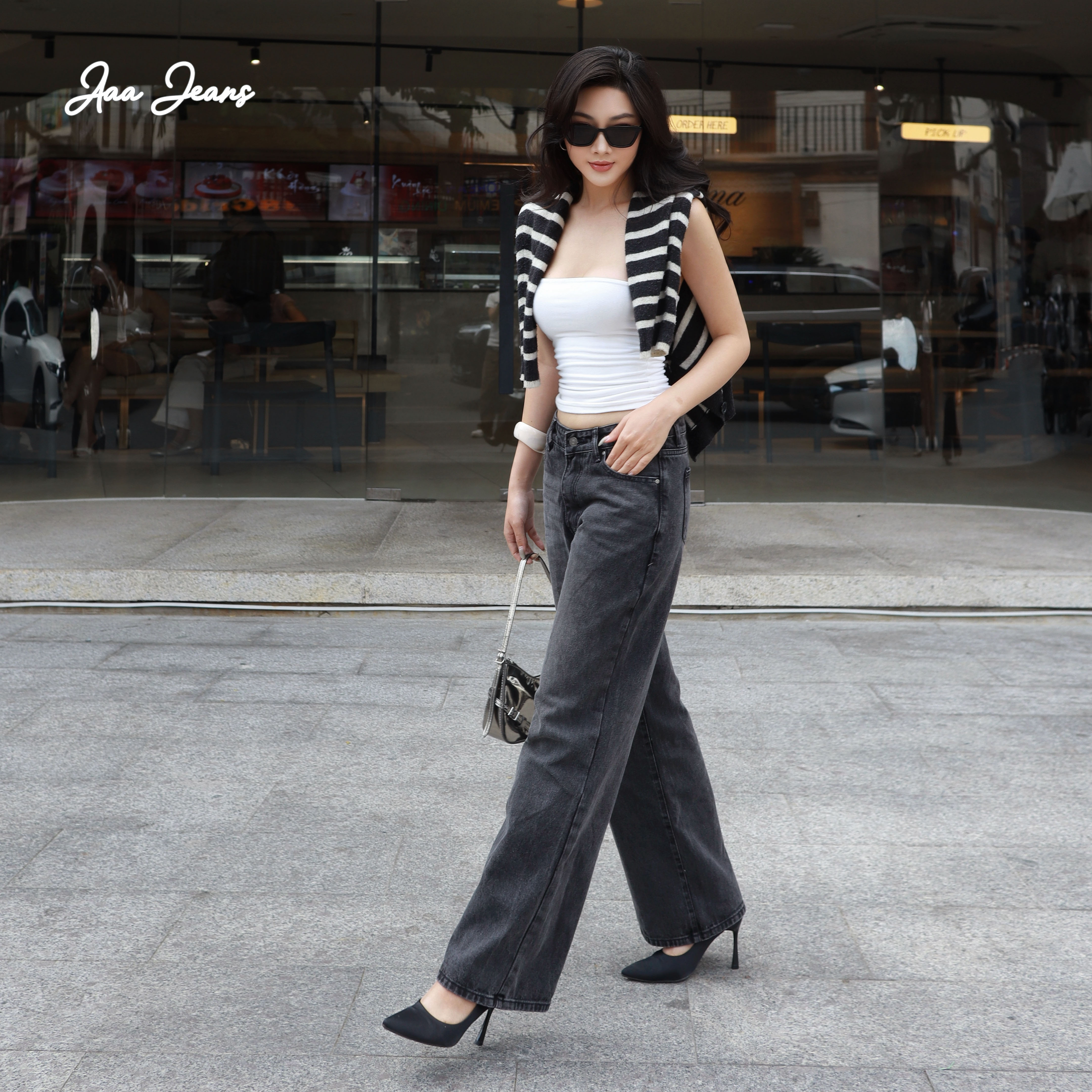 Quần jeans nữ màu xám ống suông lưng thấp Aaa Jeans