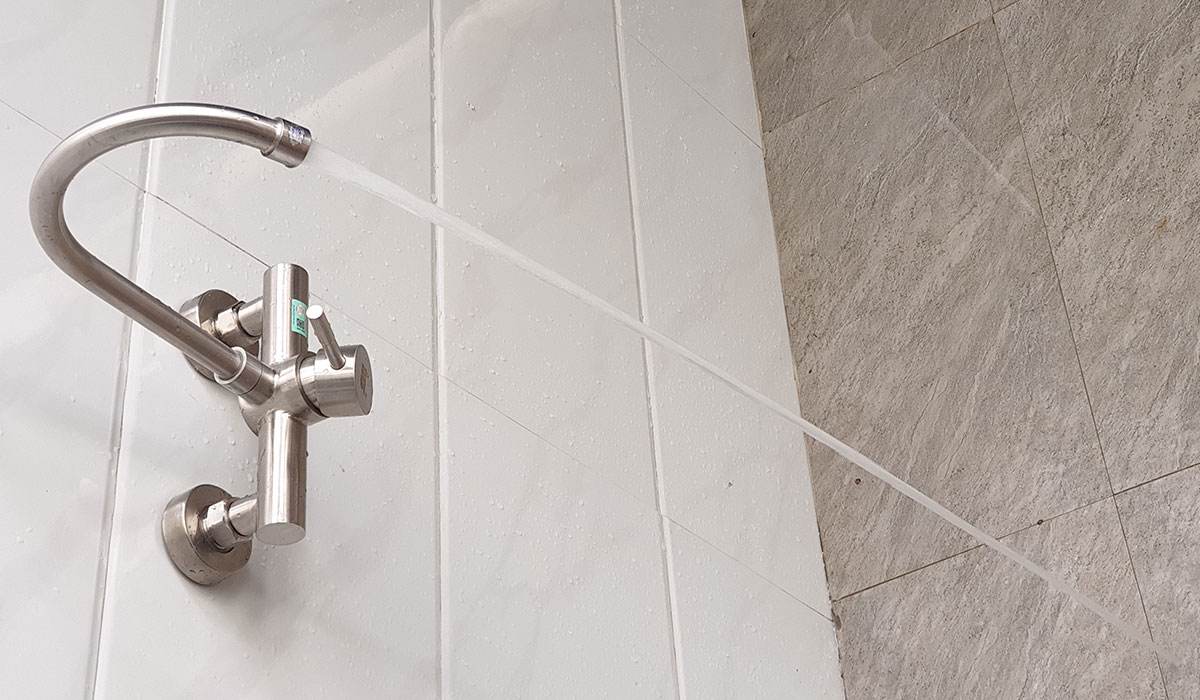 Vòi rửa chén nóng lạnh âm tường Inox SUS 304 Eurolife EL-T018AT