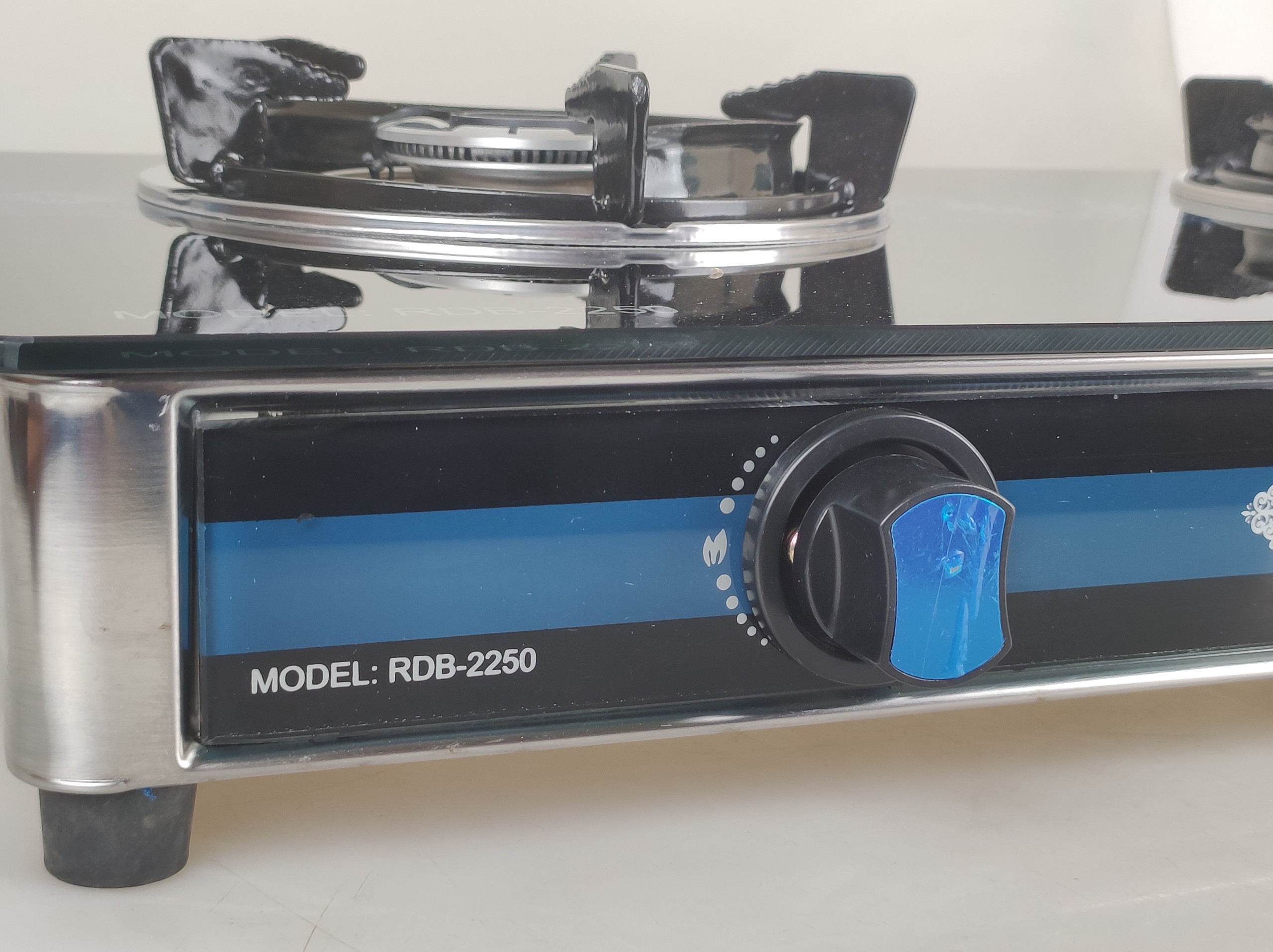 Bếp ga đôi kiếng cường lực Raiden RDB2250B, kiềng men 5mm, kính 7ly, mũ nhôm-Hàng chính hãng