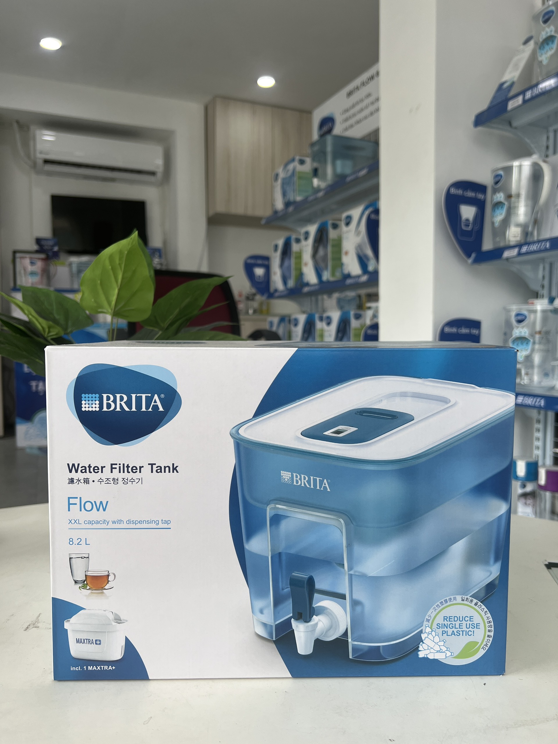 Bình Lọc Nước BRITA Flow Basic Blue - 8.2L - Hàng Chính Hãng