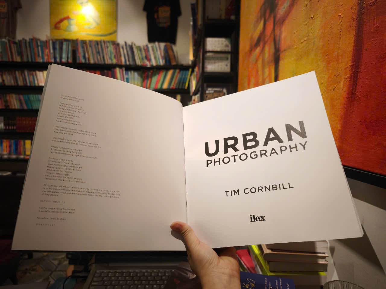 Sách - Urban Photography by Tim Cornbill - Photography / Nonfiction